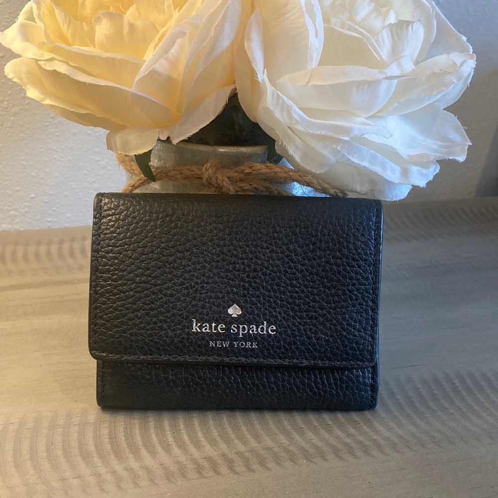 kate spade ♠️ compact wallet